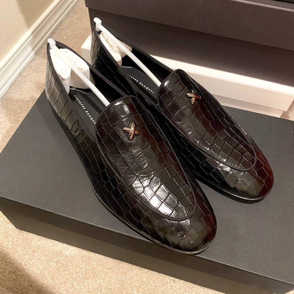 New Giuseppe Zanotti Cut Nickolson Nero Loafer